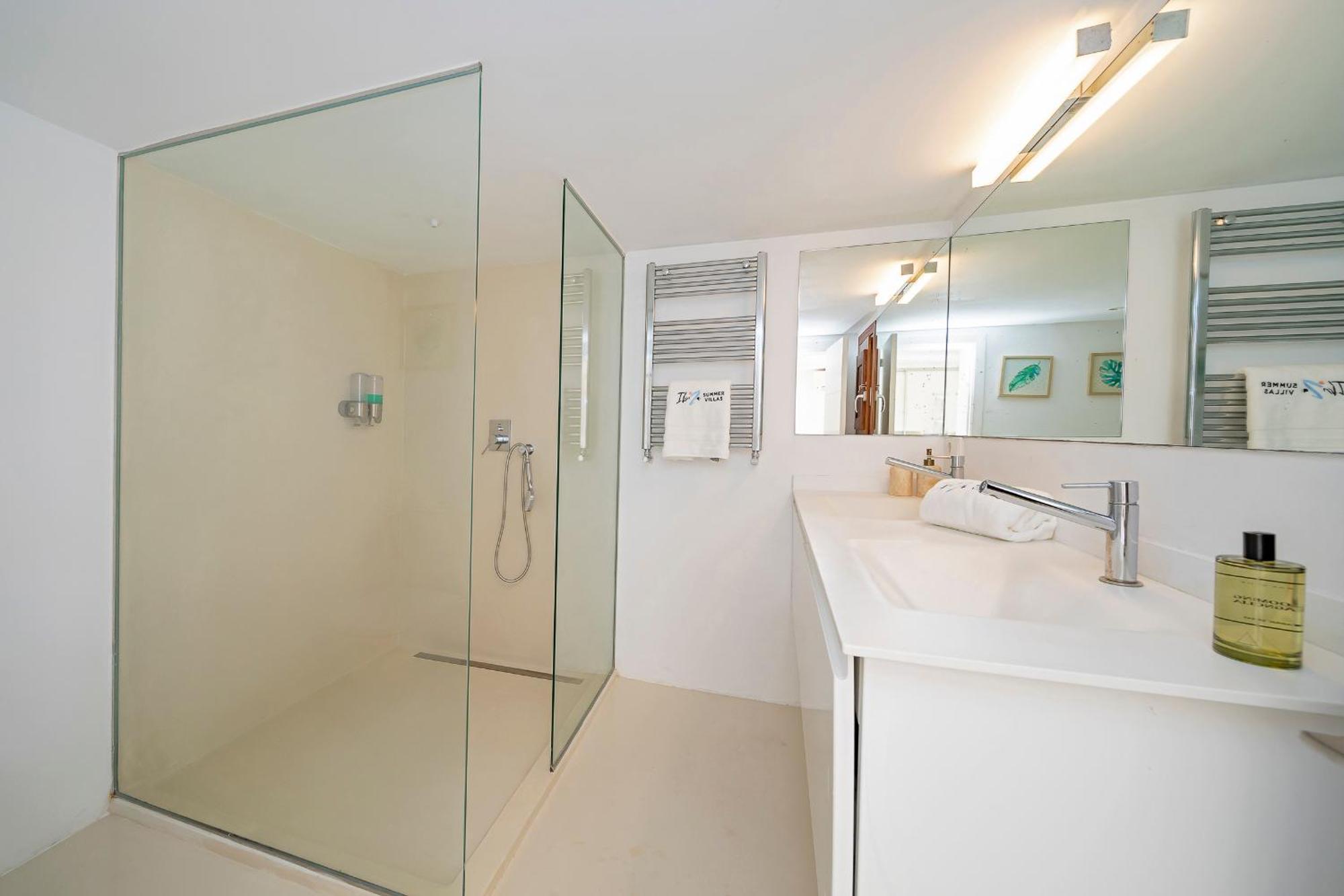 Villa Near Ibiza Town Sleeps 11 To 13 Guests Can Furnet 外观 照片